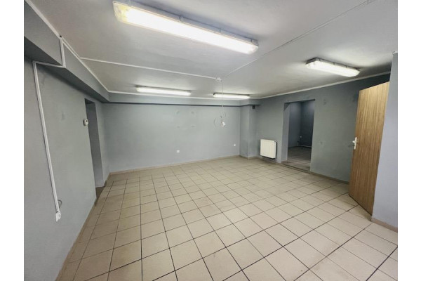 wielkopolskie, Leszno, Leszno - lokal użytkowy na parterze!