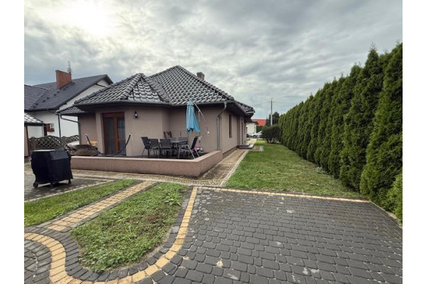 leszczyński, Lipno, Lipno ul. Wiosenna - dom wolnotojący na sprzedaż