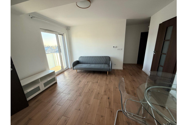 Leszno, Leszno - komfortowe 3 -pokojowe z miejscem parkingowym!