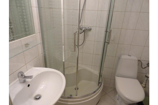 leszczyński, Rydzyna, Rydzyna - kawalerka do wynajęcia!!