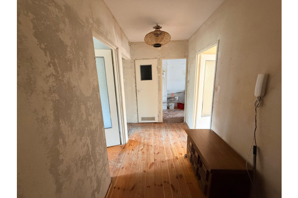 Leszno, Leszno Czechosłowacka - I piętro