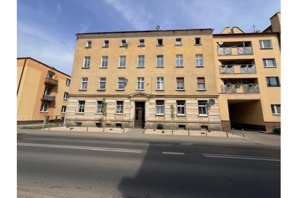 Leszno, Niepodległości, Leszno - przestronne 4-pokojowe mieszkanie z garażem